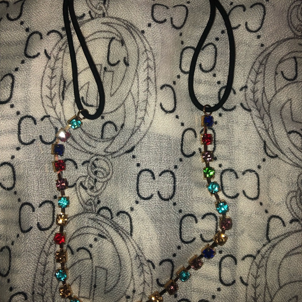 AKIRA Vibrant Gemstone Head band